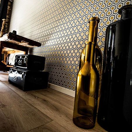 Apartamento "Un Lieu Unique" Le Gold Et Le Cocon Annecy Exterior foto