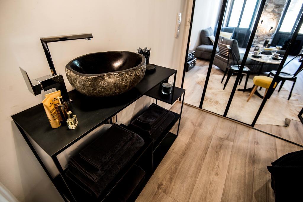 Apartamento "Un Lieu Unique" Le Gold Et Le Cocon Annecy Exterior foto